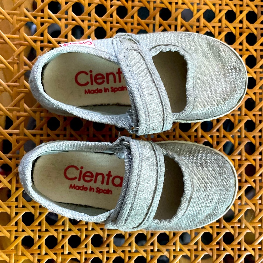 Cienta silver shoes, toddler 21, GUC
